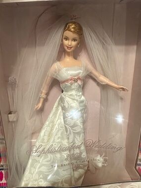 Barbie Collectibles!  Sophisticated Wedding 2002- The Bridal Collectibles.